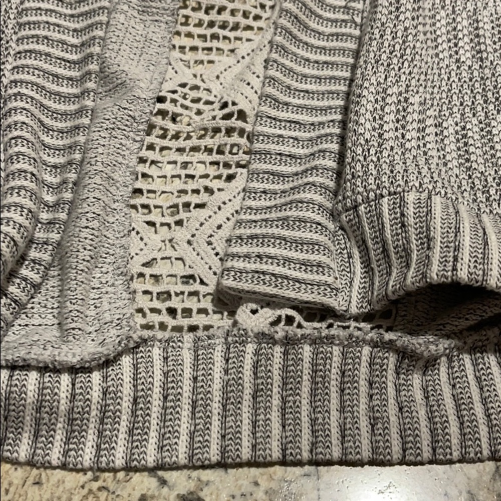 Cardigan - Picture 5 of 6